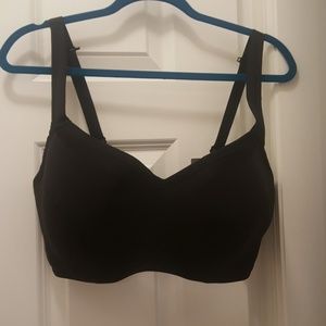 Torrid Black Underwire Sports Bra Size 38G